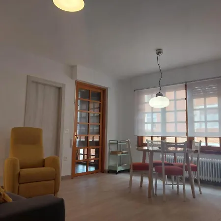 Apartment Reina Dona Urraca