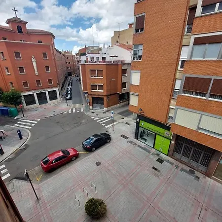 Reina Dona Urraca Apartment